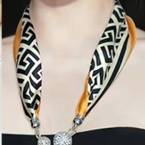 Elegant Black and Gold Scarf Necklace Magnetic Closure